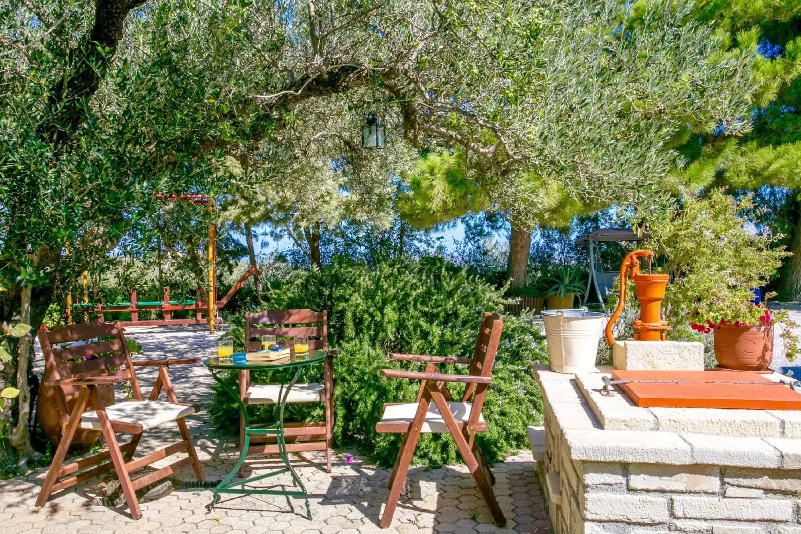 Villa Agapi-Tuinen zomer