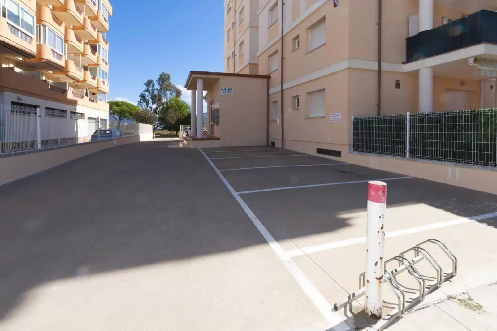 1234 MIRASOL con piscina-Parkfaciliteiten