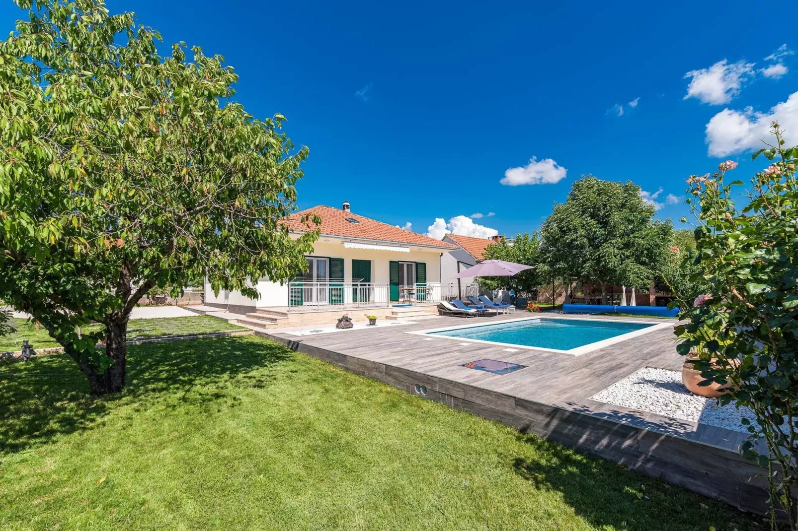 Holiday Home Endi-Tuinen zomer