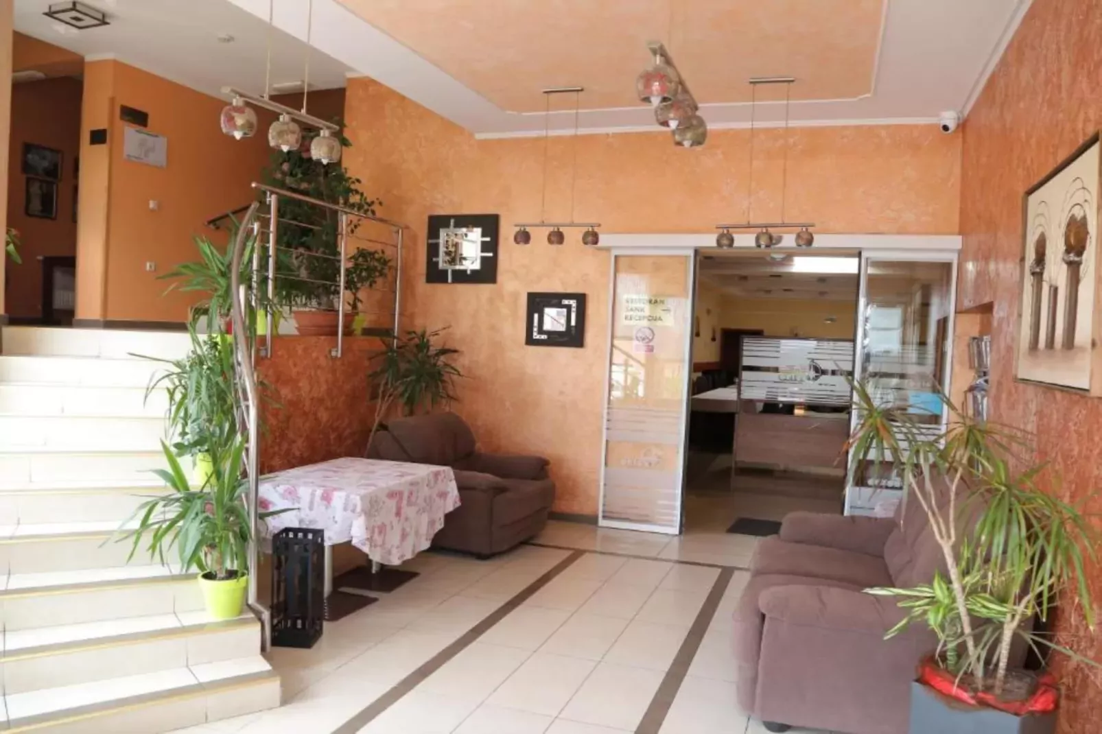 Hotel Orion - Triple Room with Terrace-Buitenlucht