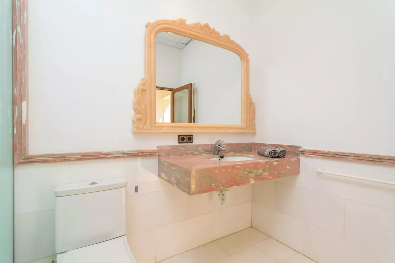 Sa Verdera-Badkamer