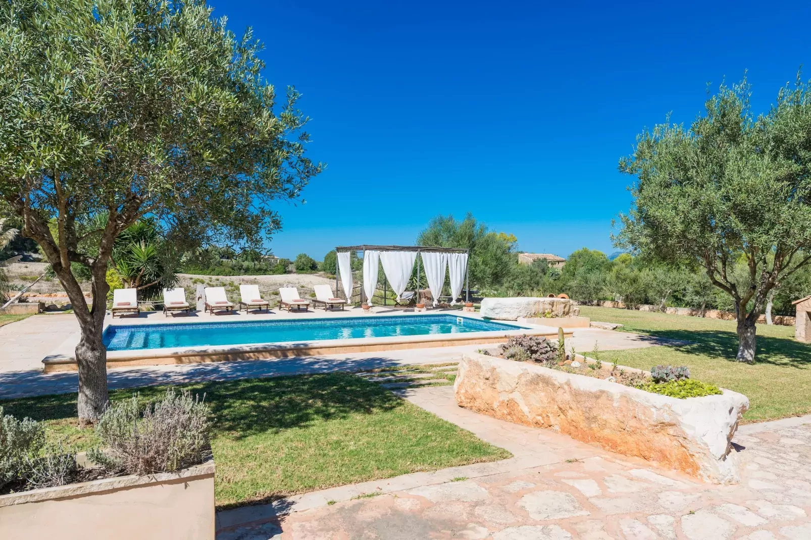 Finca Son Colom-Zwembad