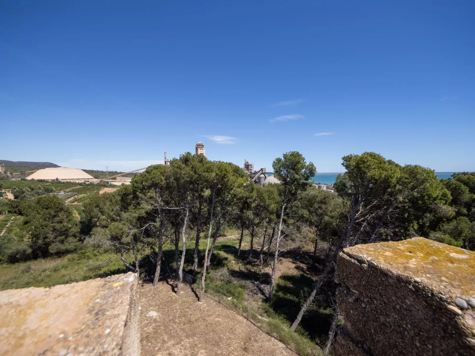 Torre Morralla-Buiten