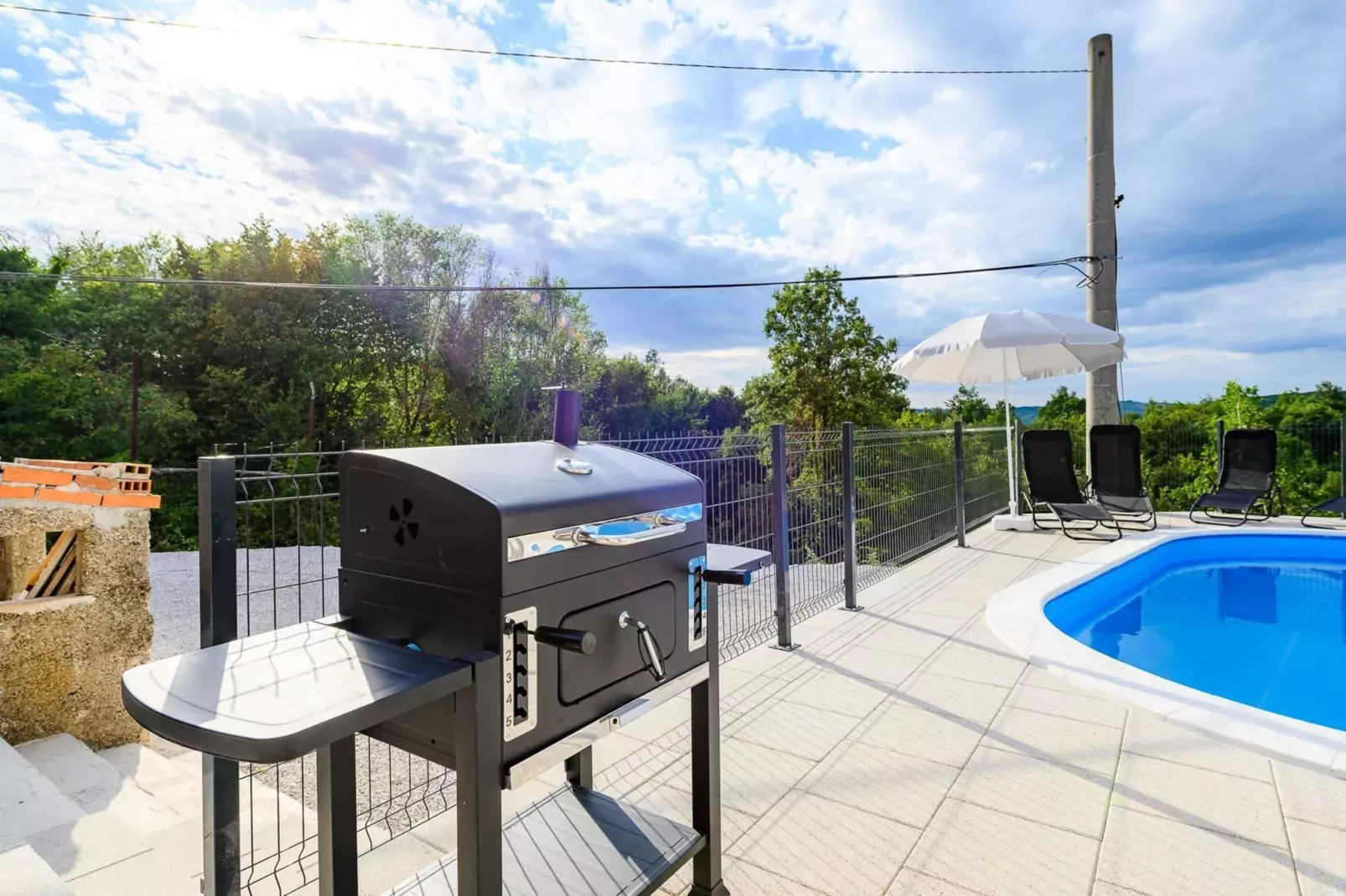 Apartment Lara with Swimming Pool - Paradiz-Terras