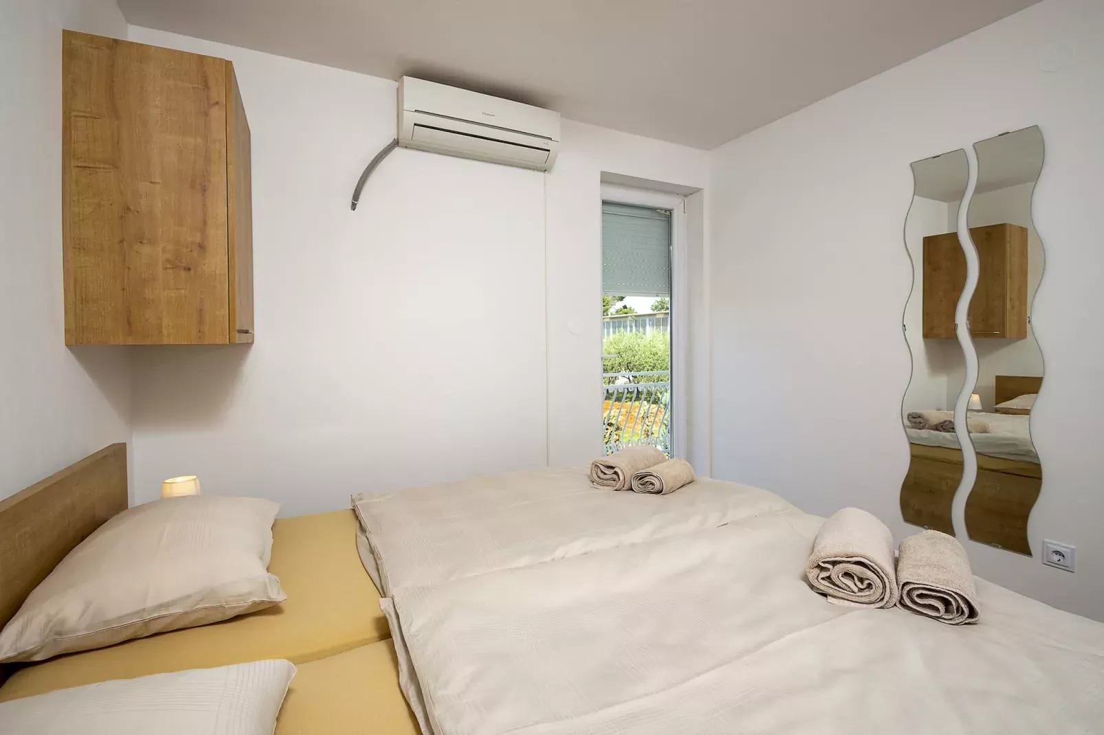 Villa Susanne with Private Pool-Slaapkamer