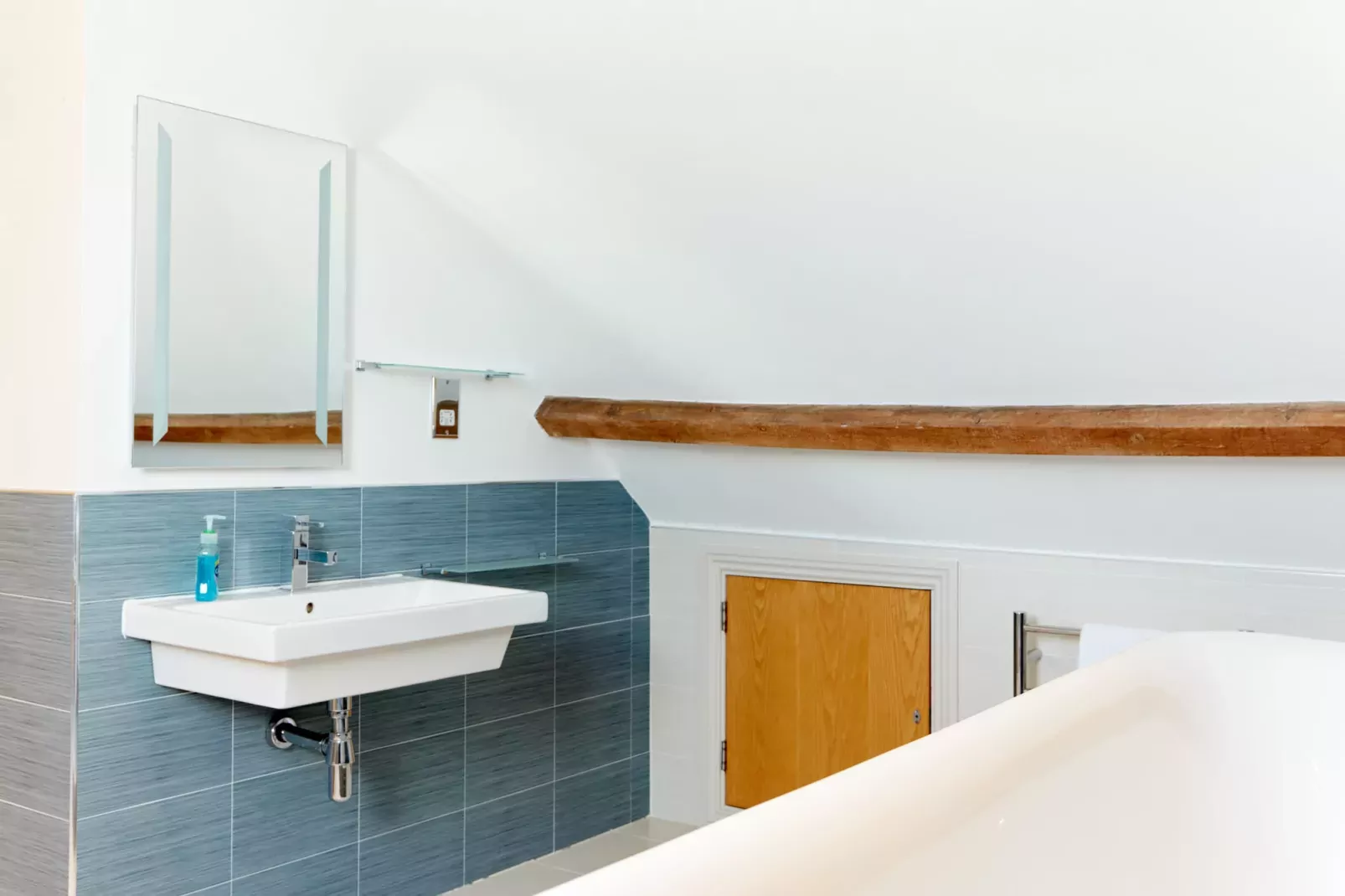 Sunshine Cottage-Badkamer