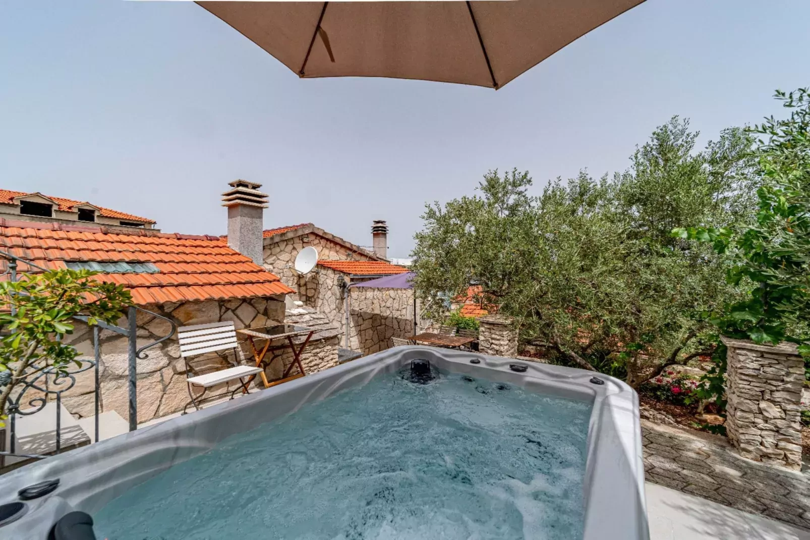 Stone House Blaca - Two Bedroom Stone House with Terrace and Sea View-Terrasbalkon
