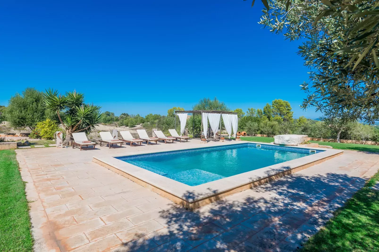 Finca Son Colom-Zwembad