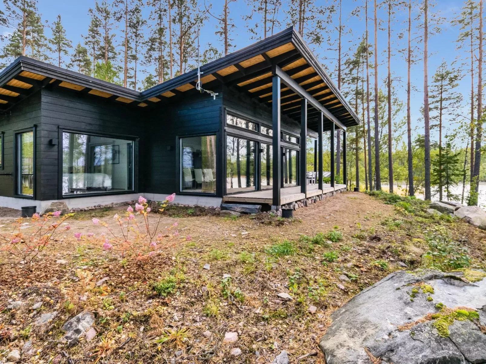 Villa saimaan joutsenlahti-Buiten