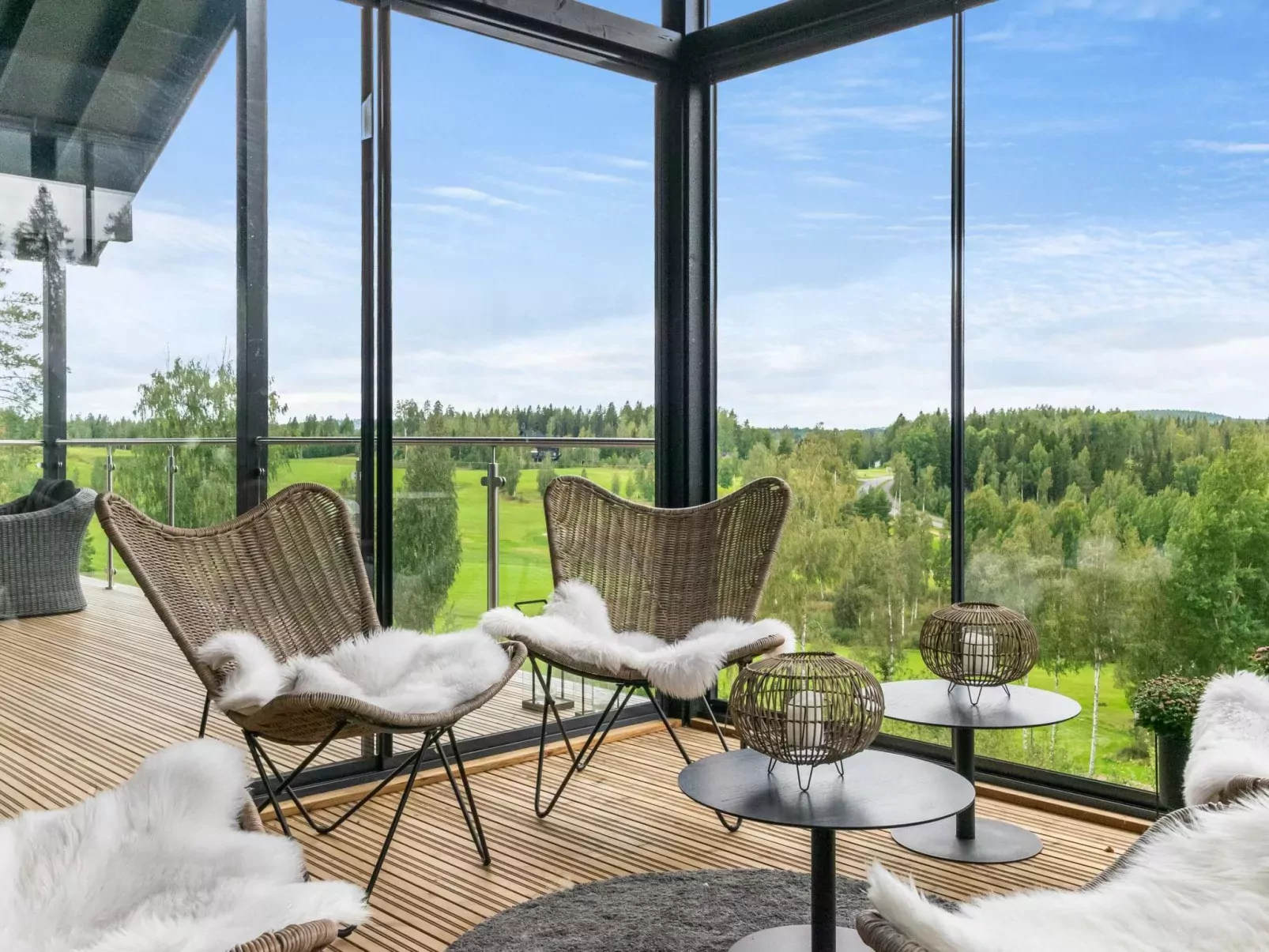 Villa hill magia-Buiten