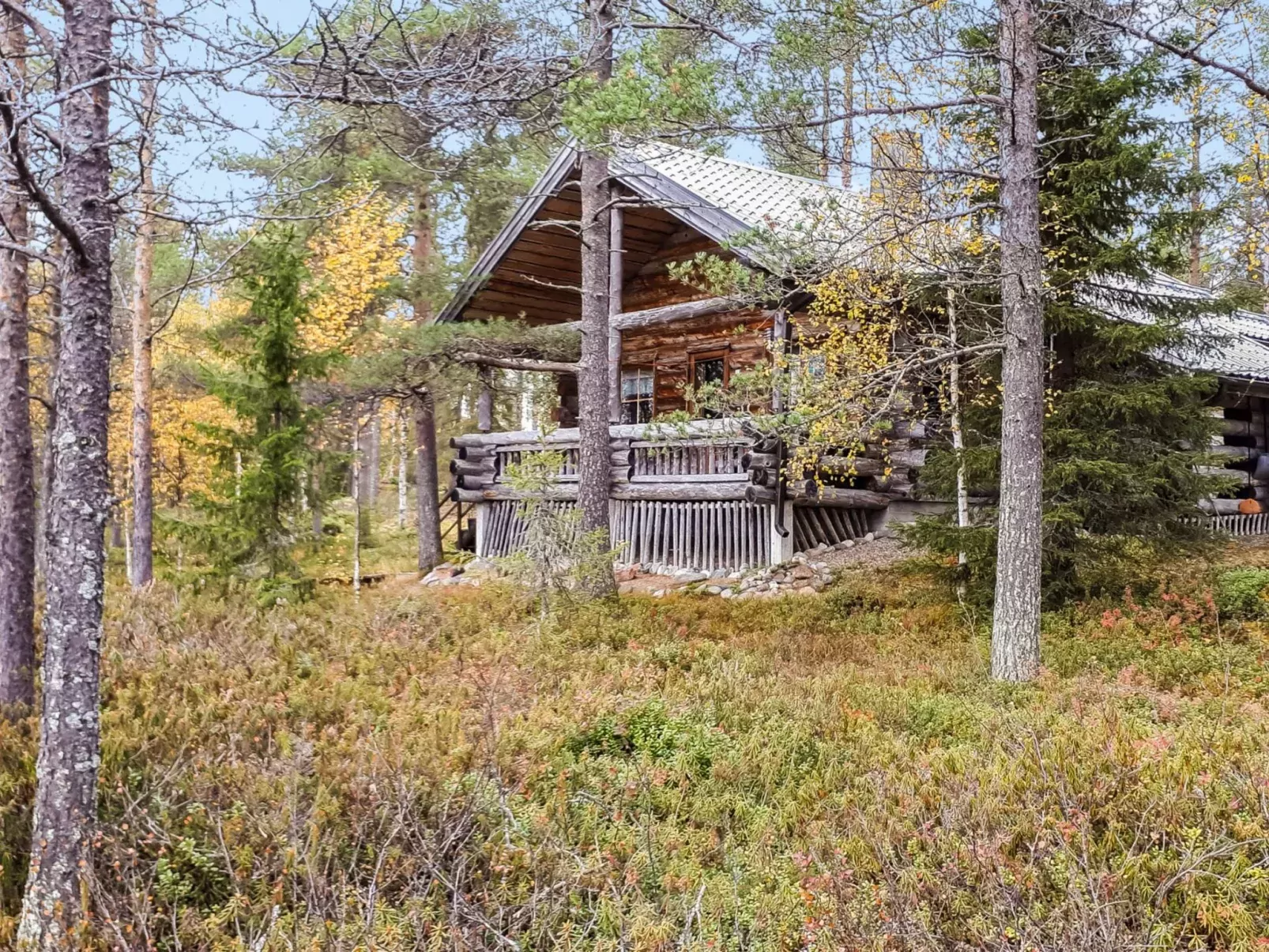 Honkapirtti, vuotunki-Buiten