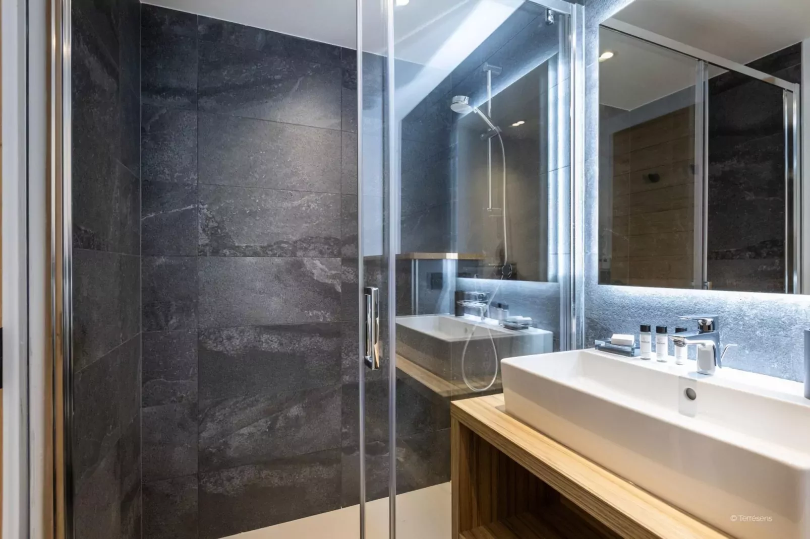 CHAPELLE DABONDANCE Le Flocon Blanc A38S-Badkamer