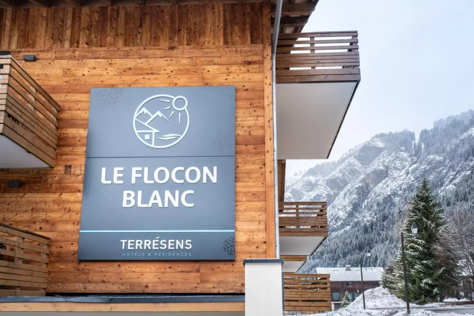 CHAPELLE DABONDANCE Le Flocon Blanc A48P-Exterieur winter