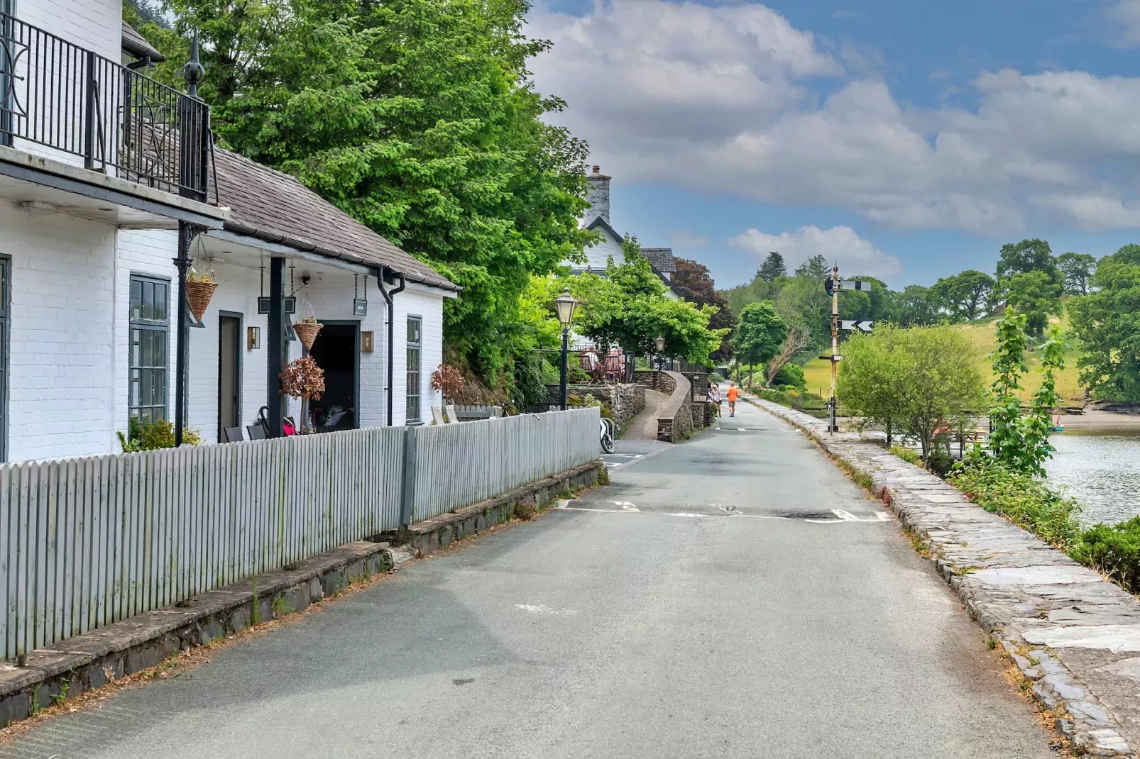 Toll Bridge Cottage-Buitenlucht
