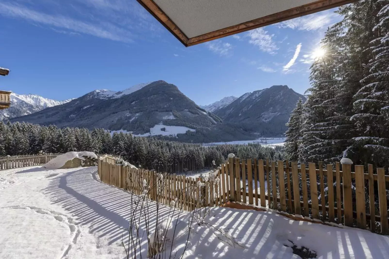 Nationalpark Chalet Schneespitze-Uitzicht winter