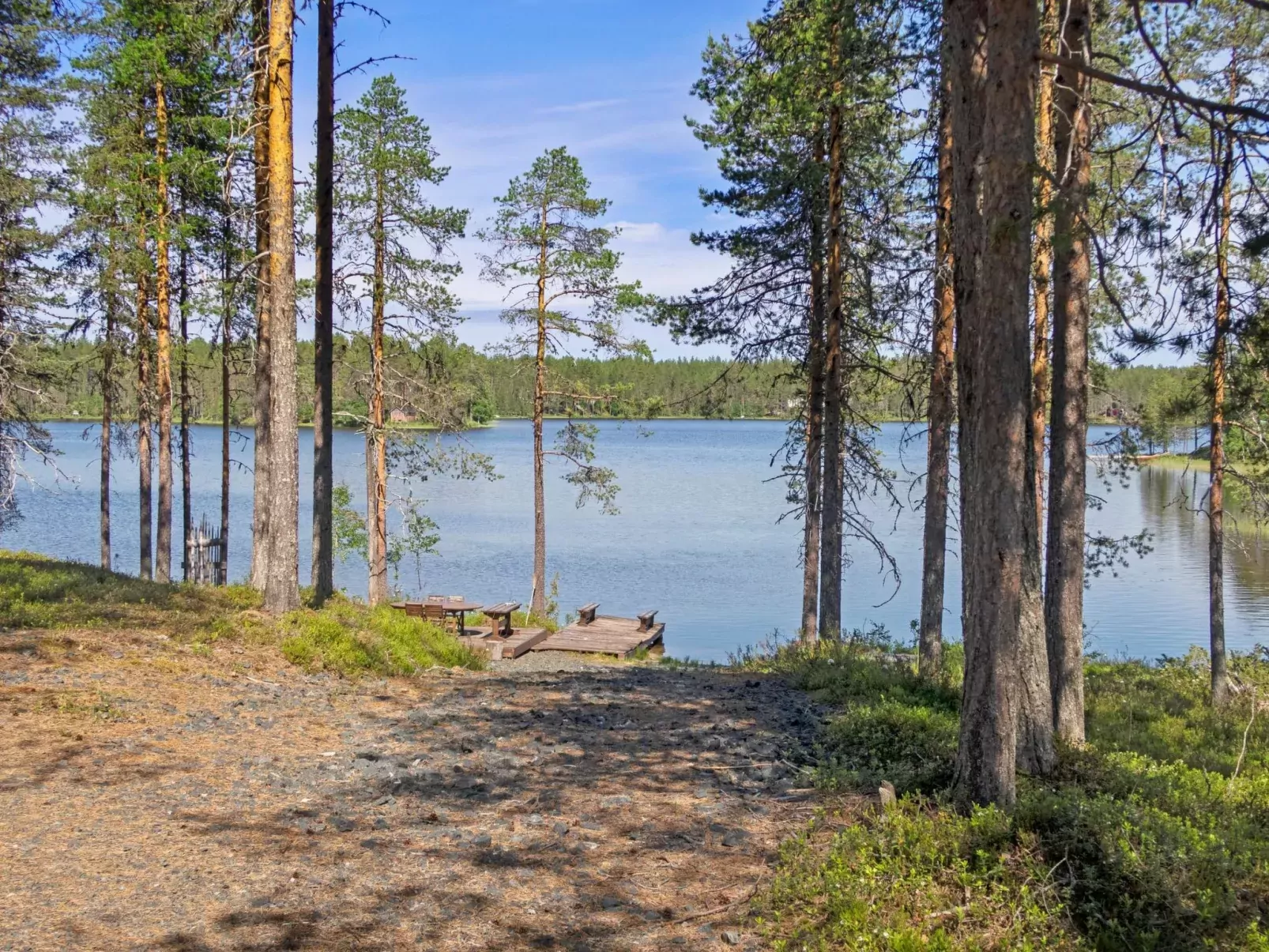 Uuttuniemi-Buiten