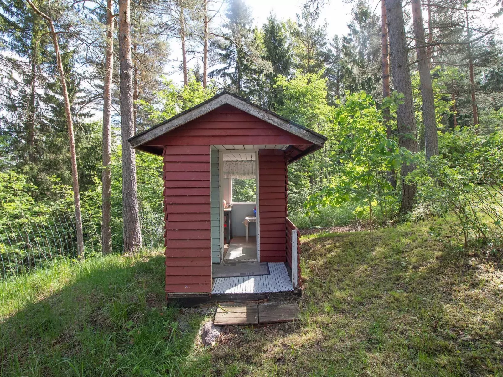 Artturin mökki-Buiten