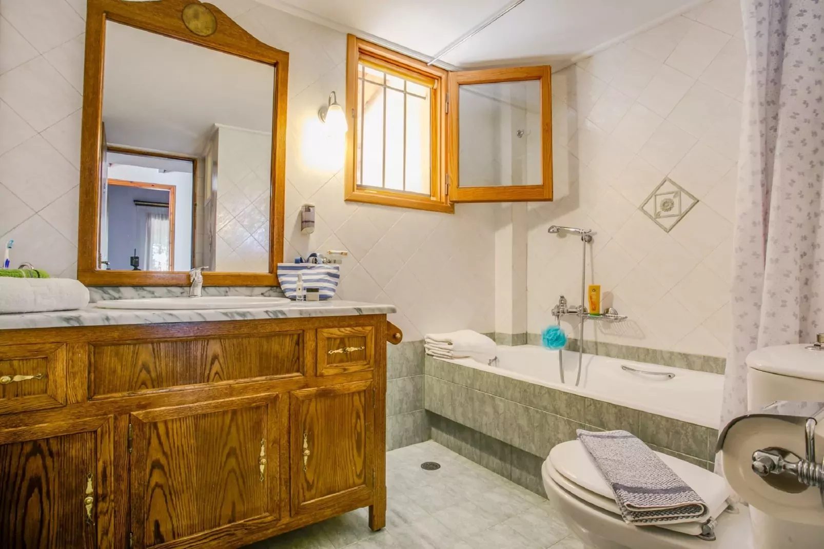 Villa Agapi-Badkamer