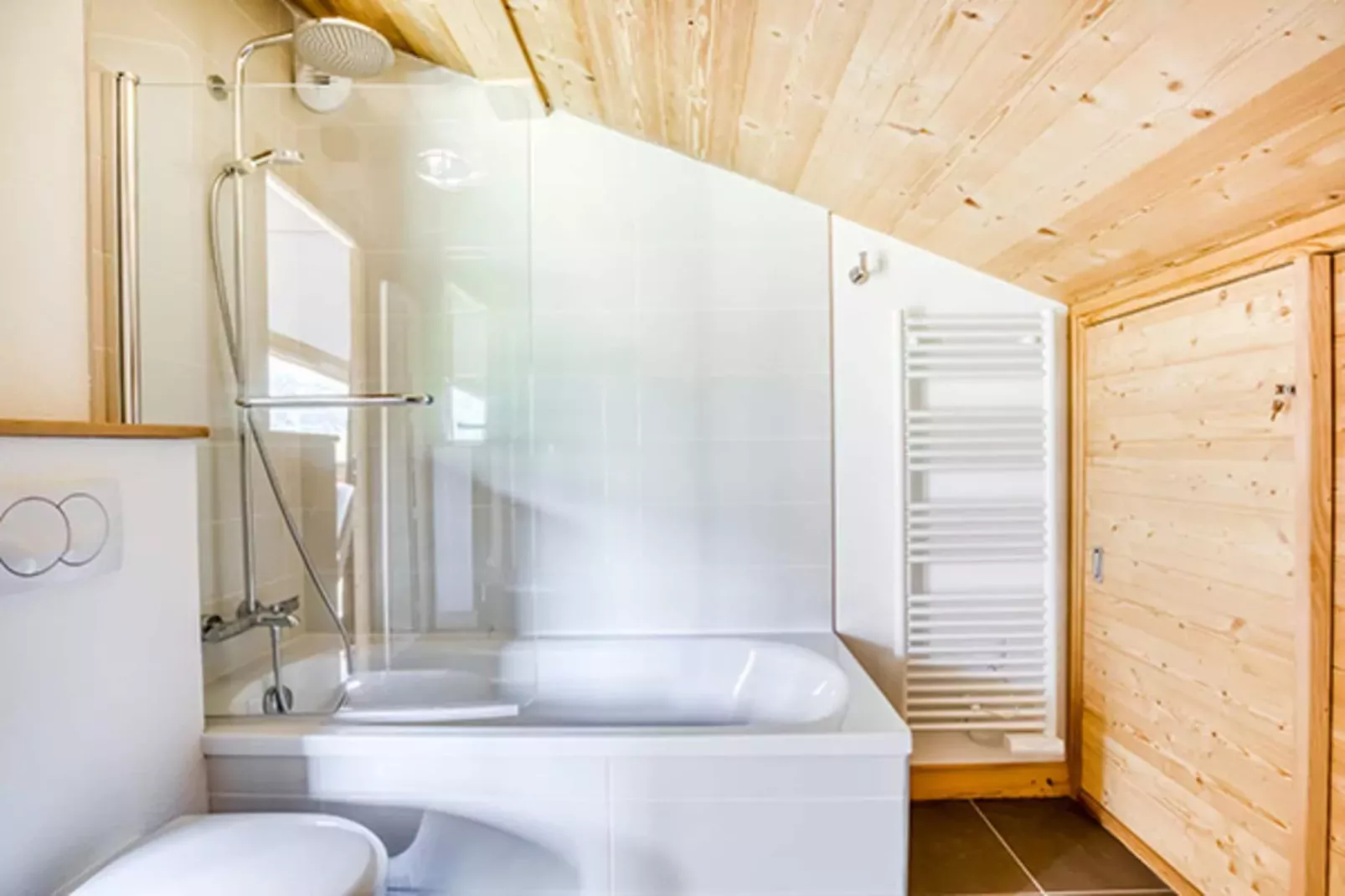 COMBLOUX Les Fermes du Mont Blanc - C61P-Badkamer
