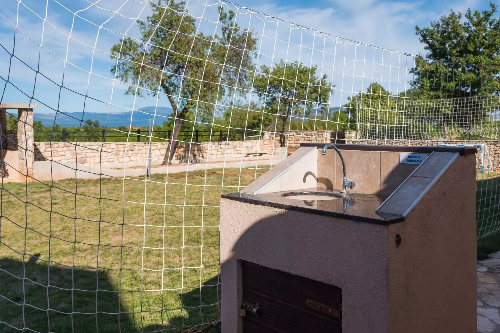 Rural House Gluić-Tuinen zomer