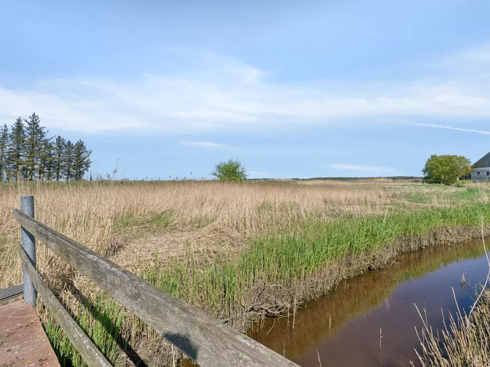 "Tanea" - 130m to the inlet-Buiten