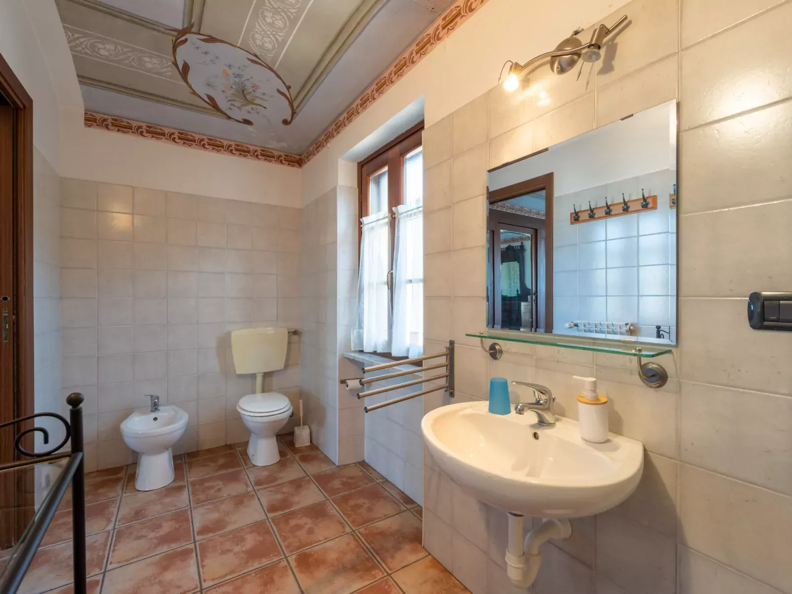 Relais San Desiderio-Binnen