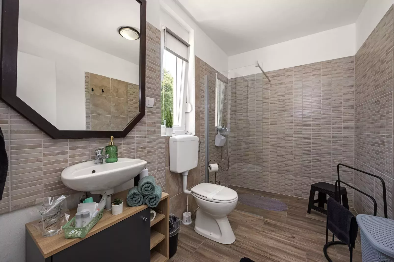 Villa Jakov with Private Pool-Badkamer
