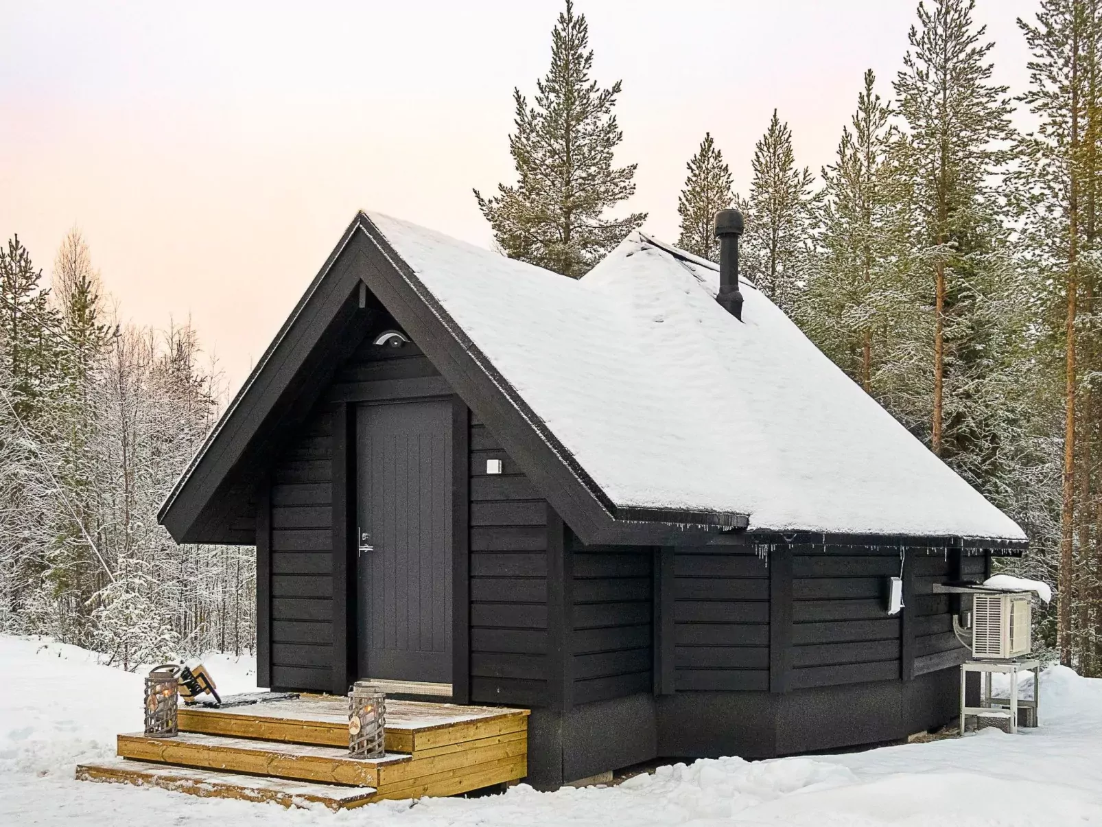 Samruam b aurora cabin-Buiten