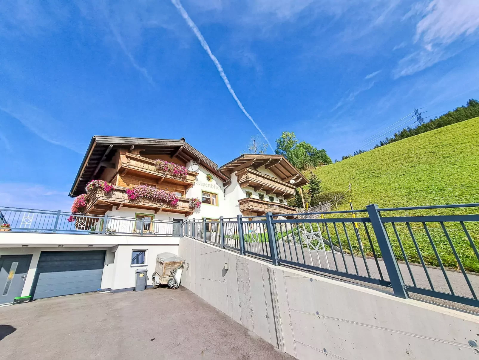 Alpenblick-Buiten