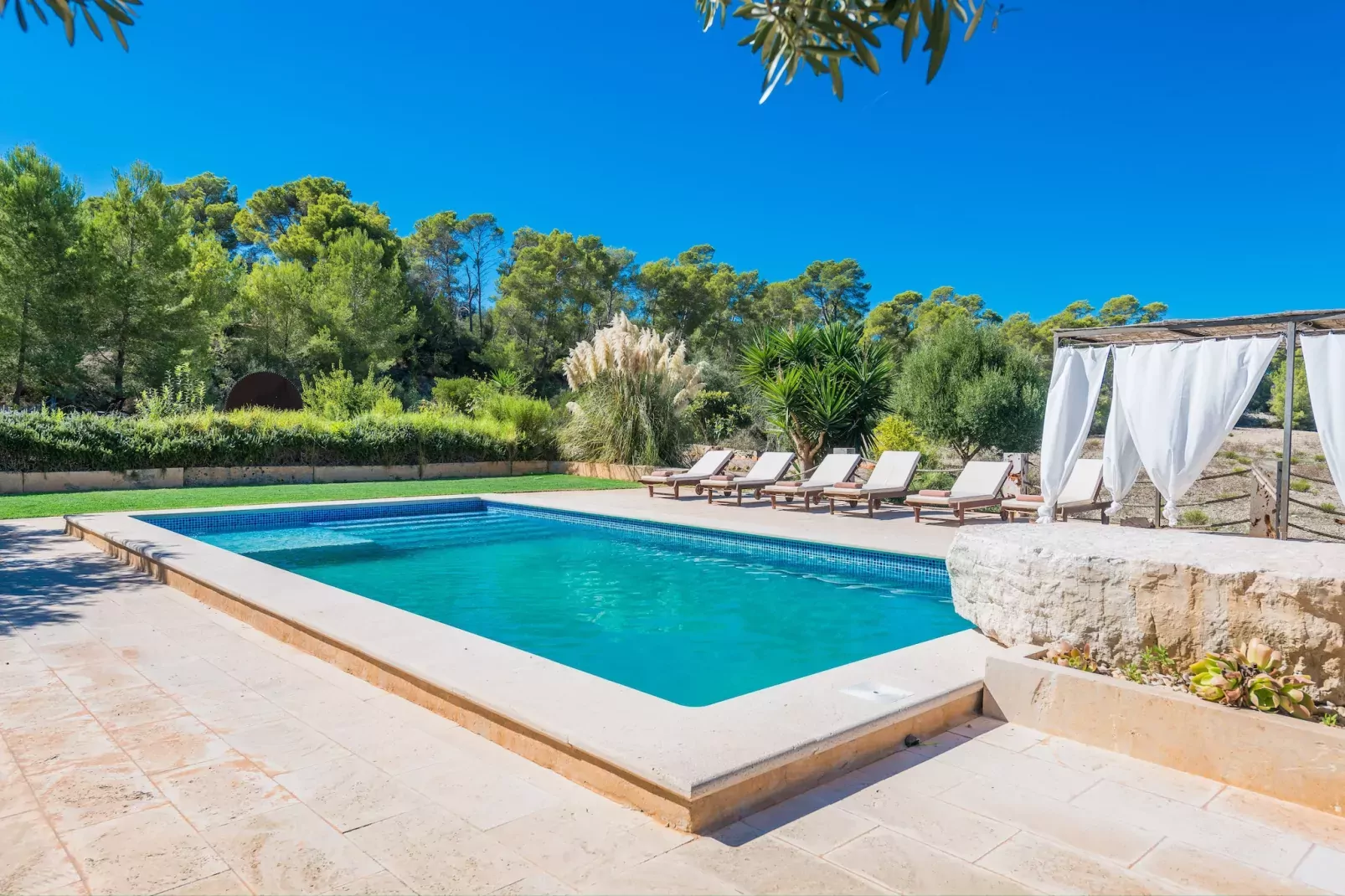 Finca Son Colom-Zwembad