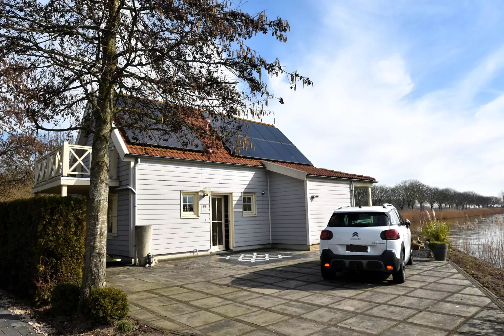 Watervilla 51-Buitenkant zomer