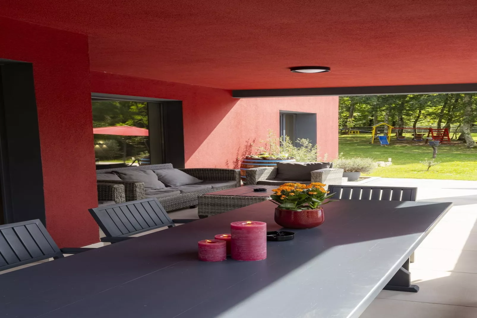 Red House Kraj Drage - Oasis in the Nature