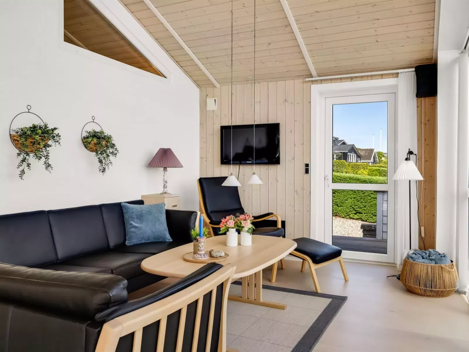 "Jelke" - 500m from the sea-Binnen
