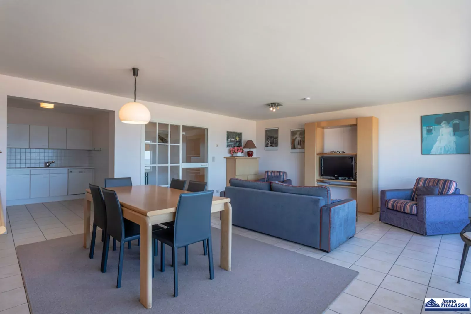 Quo Vadis 0501 + garage 83-Eetkamer