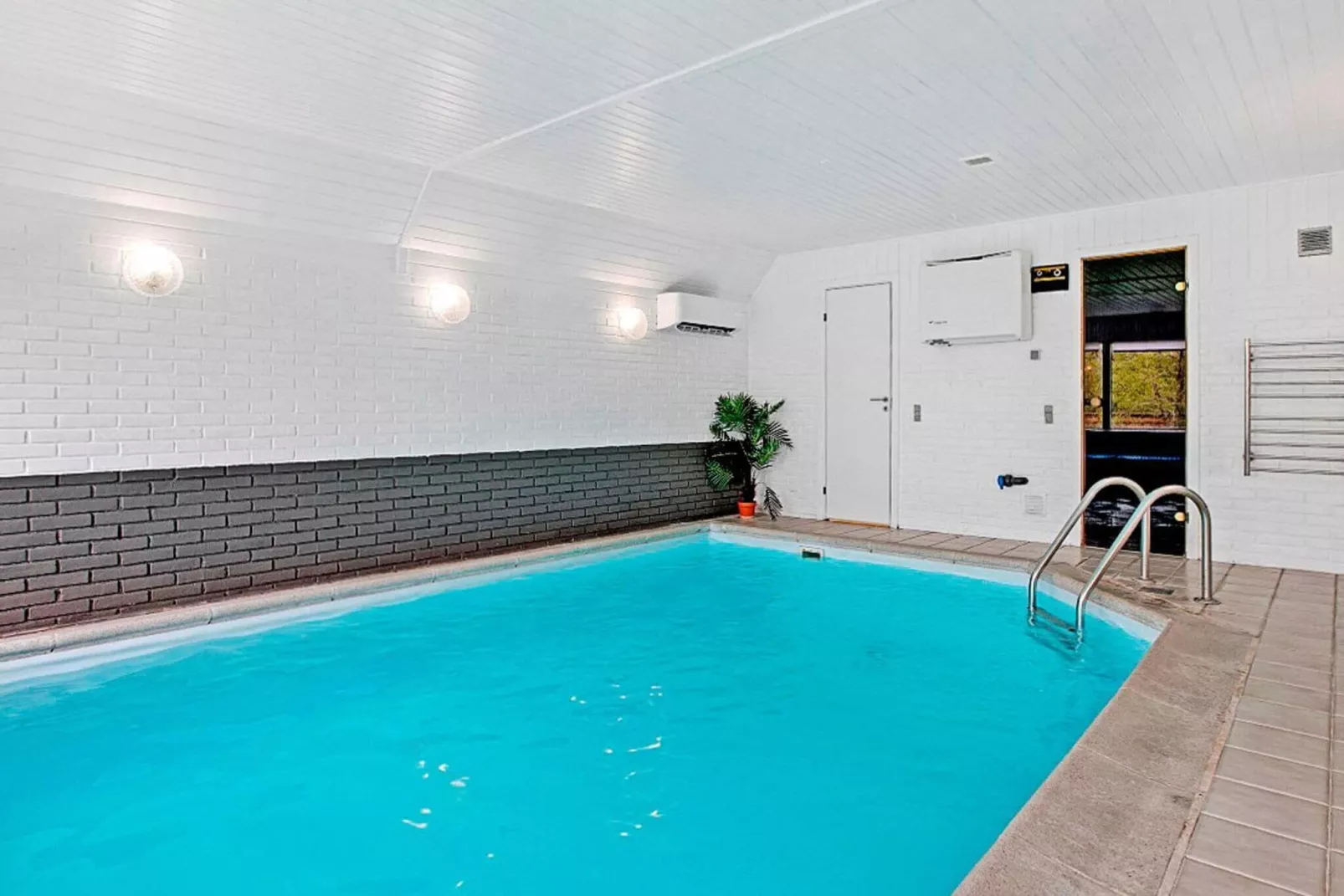 10 persoons vakantie huis in Glesborg-Zwembad