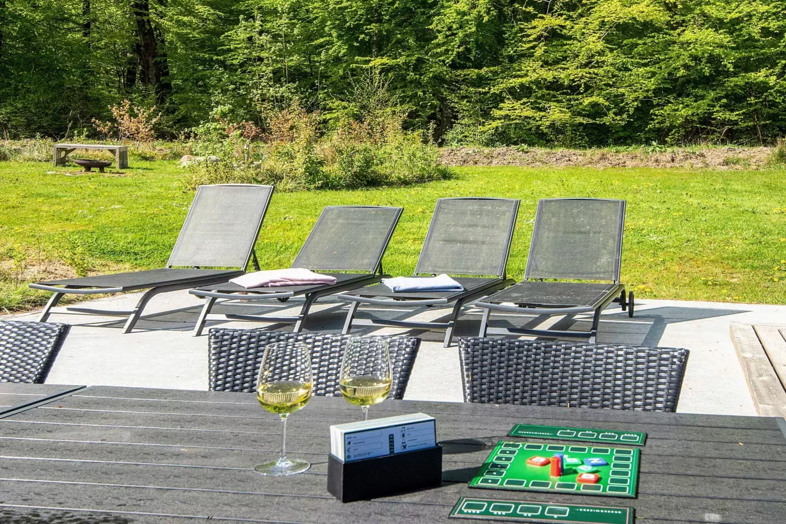 Panoramisch toevluchtsoord met zwembad -- By Traum Ferienwohnungen-Uitzicht