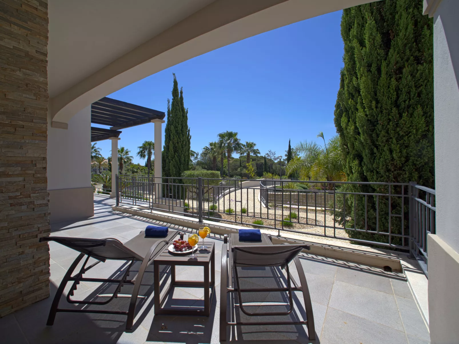 Pine Hills Turquesa-Buiten