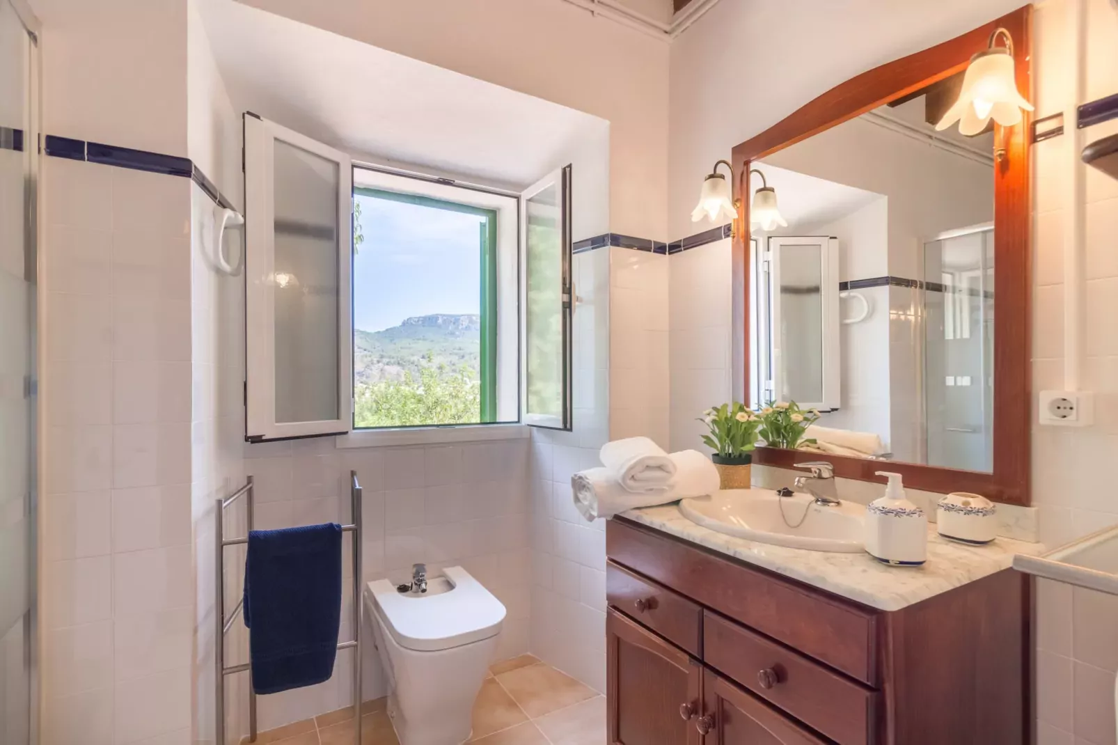 Aire Can Pieres, Finca 5StarsHome Mallorca-Badkamer