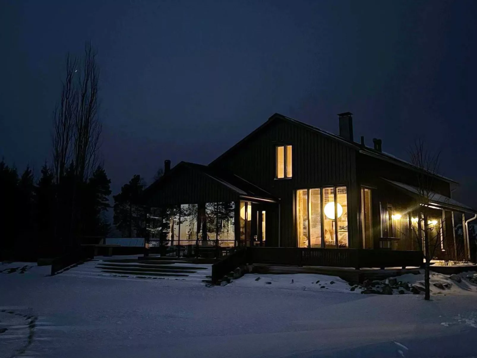 Villa kiviniemi-Buiten