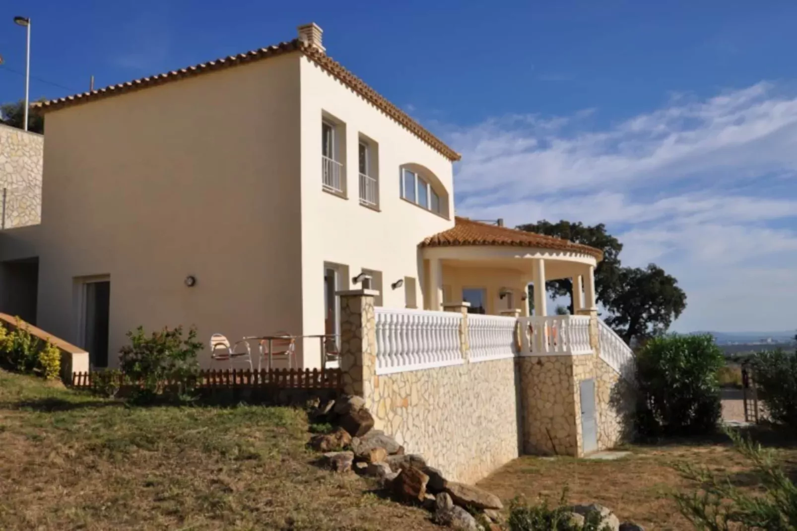 1131 PALAU Casa con Piscina-Buitenlucht