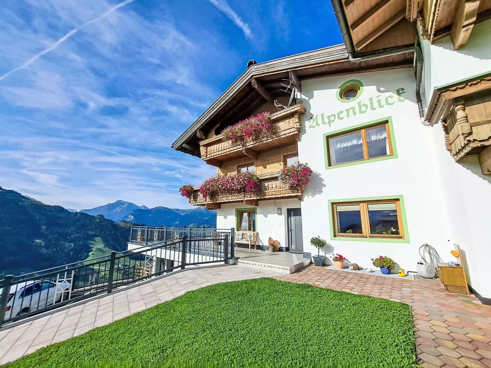 Alpenblick-Buiten