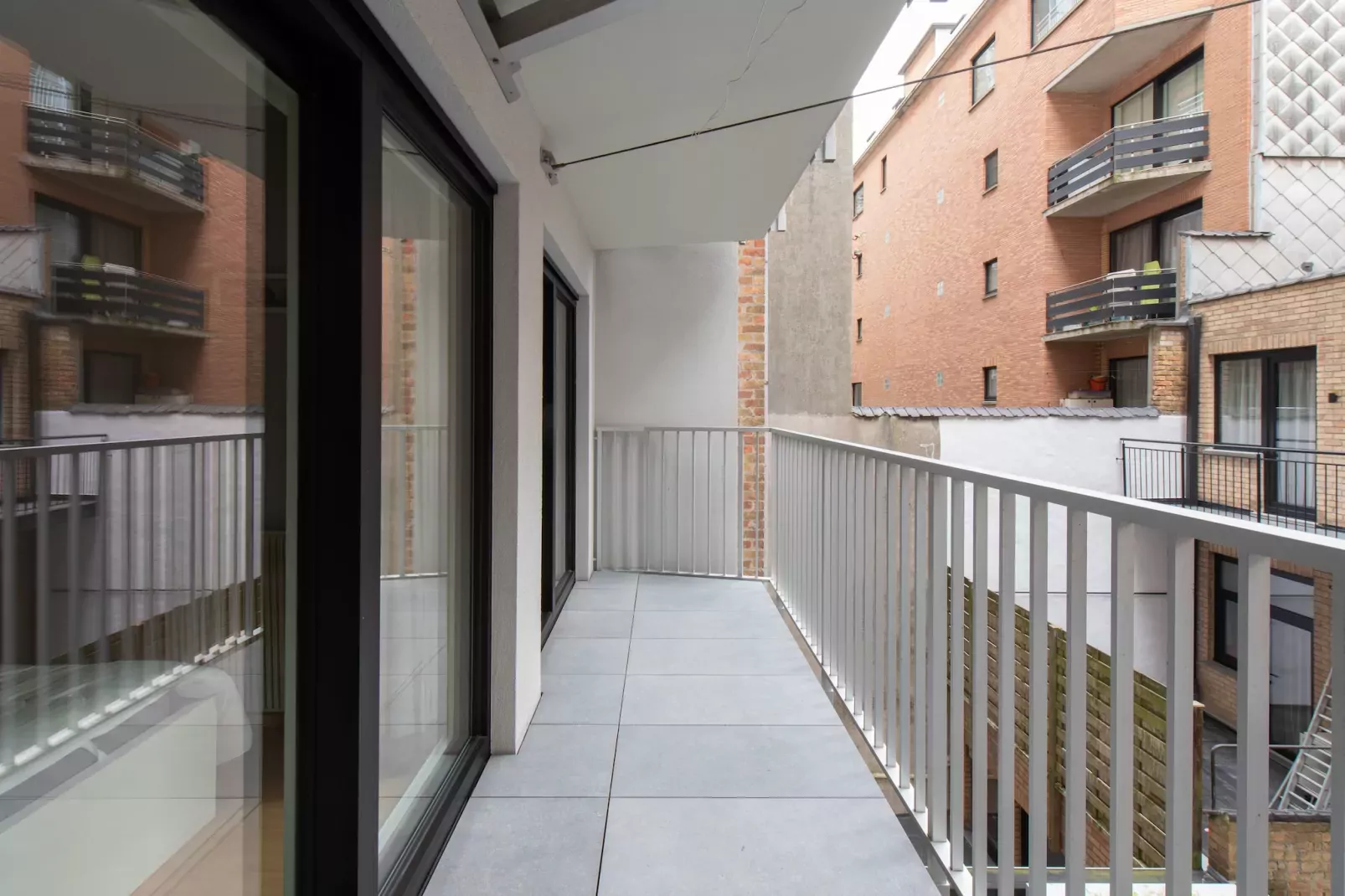 DIRECTOR 0201/ AC2-Terrasbalkon