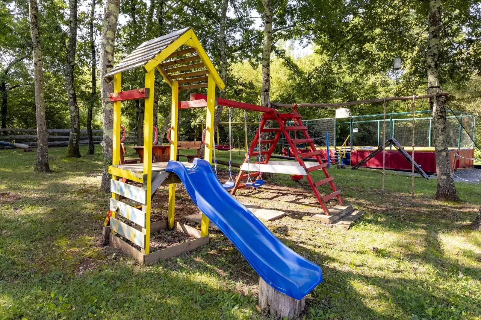 Red House Kraj Drage - Oasis in the Nature-Tuinen zomer