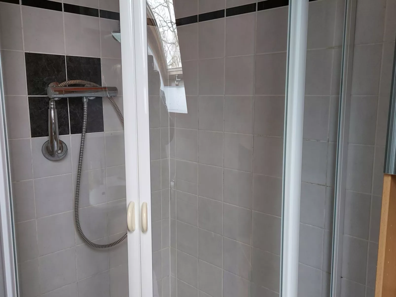 Sternberg 225/227 Ganzes Haus-Binnen
