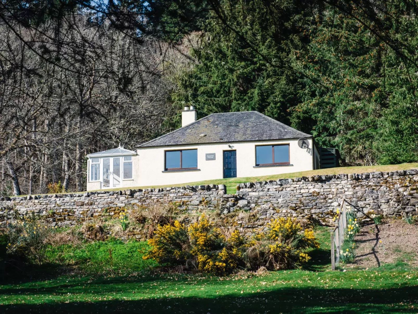 Farmburn Bothy-Buiten