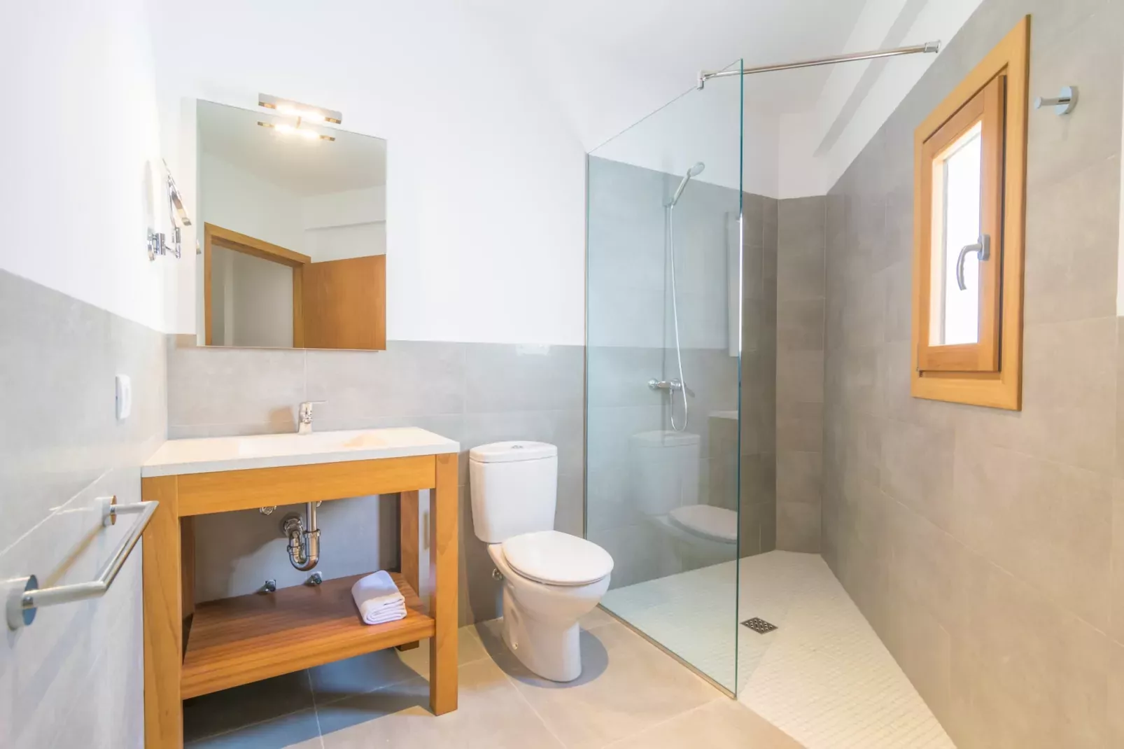 Can Tianet-Badkamer
