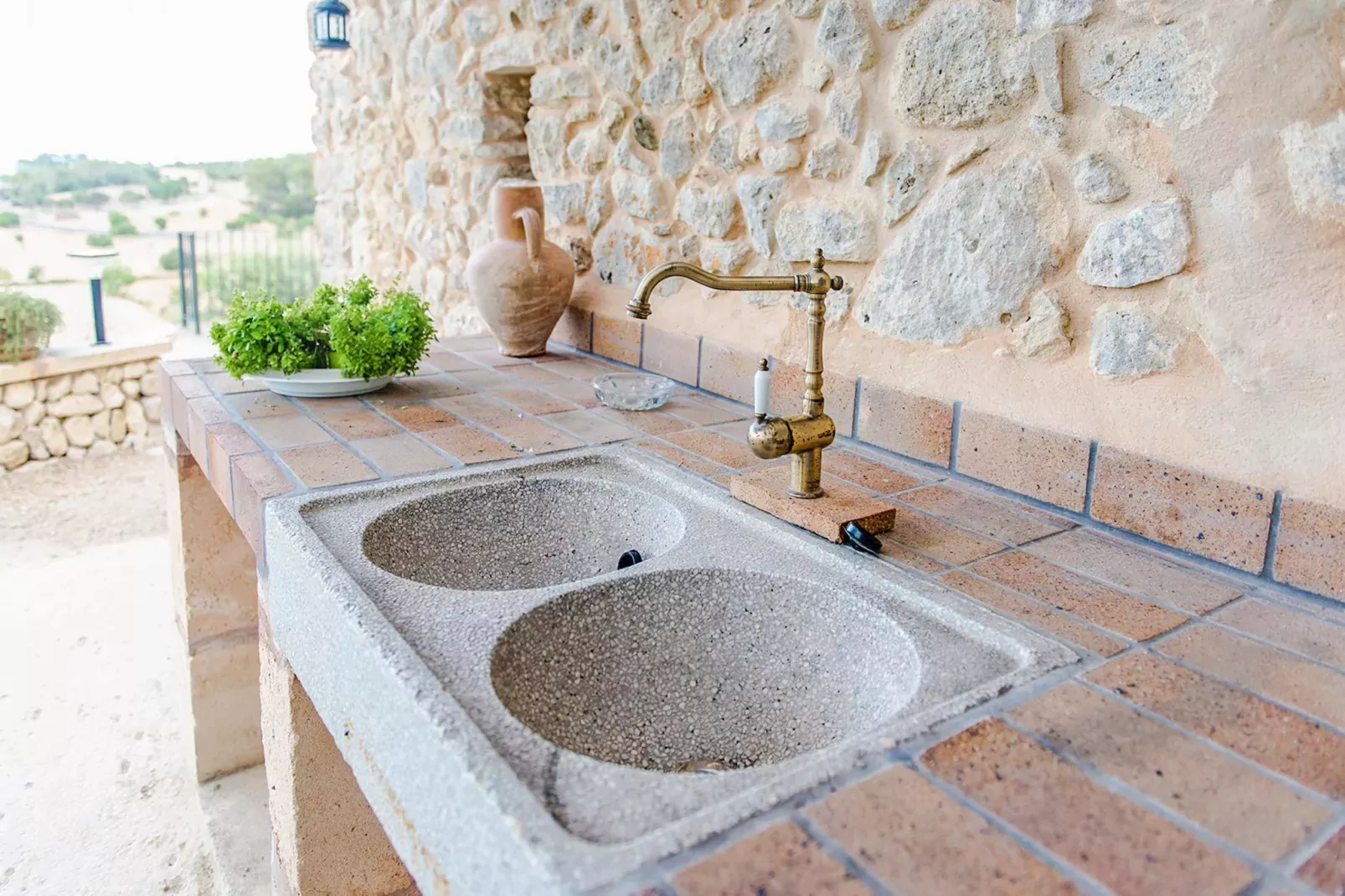 Es Turo Daviu, Finca 5StarsHome Mallorca-Terrasbalkon