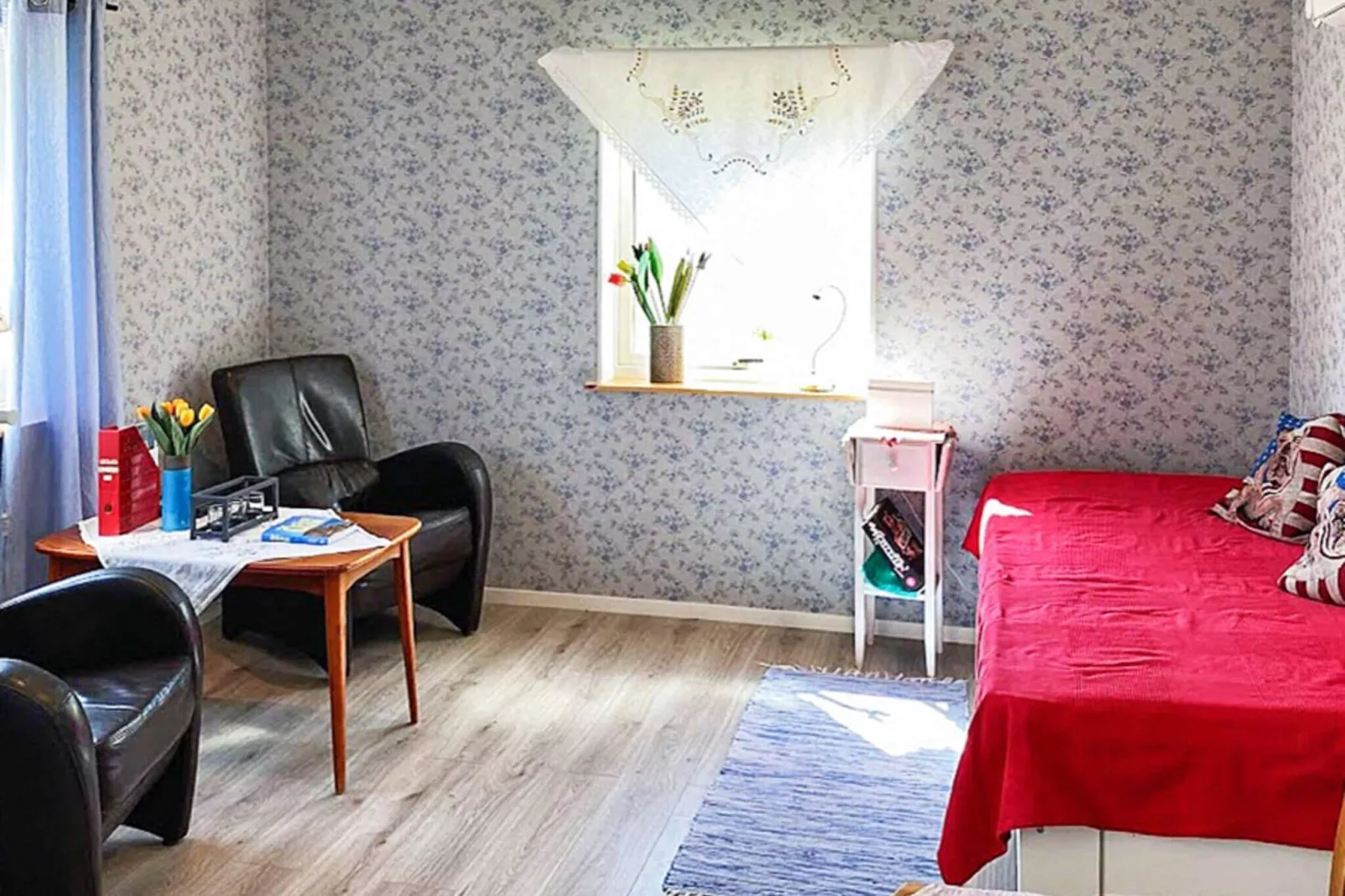 Romantisch vakantiehuis in Vitaby met terras-Binnen