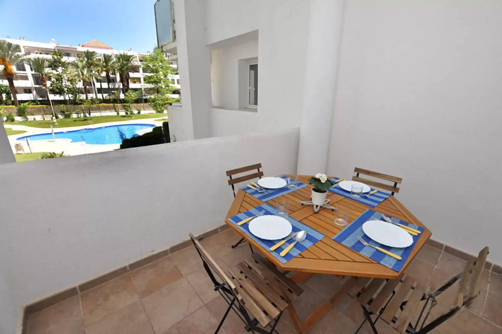 1125 ROYAL MARINE vista Piscina-Terras