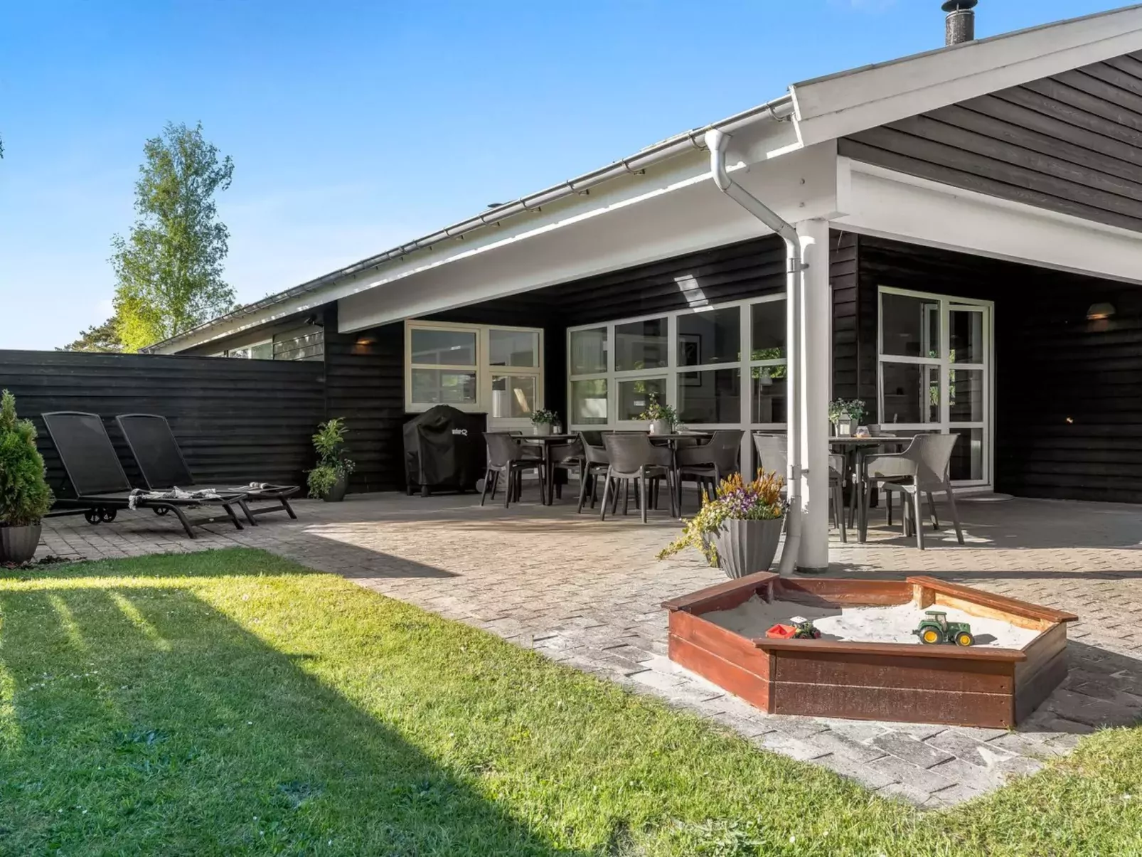 "Marno" - 700m from the sea-Buiten